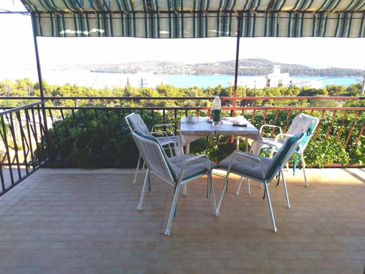 Apartmani Ruzmarin - Seget Donji, Trogir Exterior photo