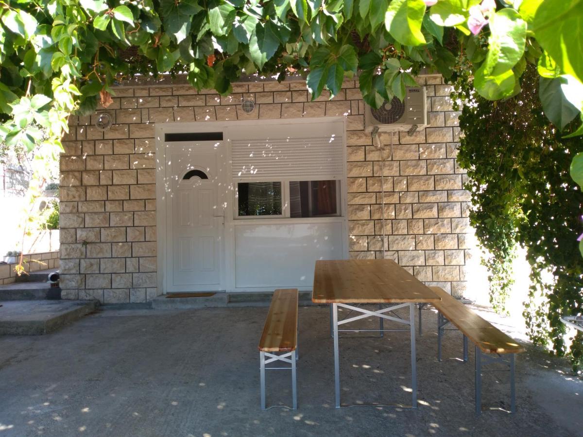 Apartmani Ruzmarin - Seget Donji, Trogir Exterior photo