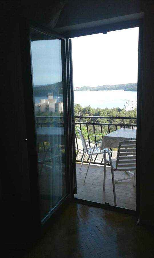 Apartmani Ruzmarin - Seget Donji, Trogir Exterior photo