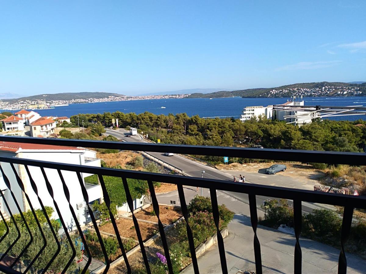 Apartmani Ruzmarin - Seget Donji, Trogir Exterior photo