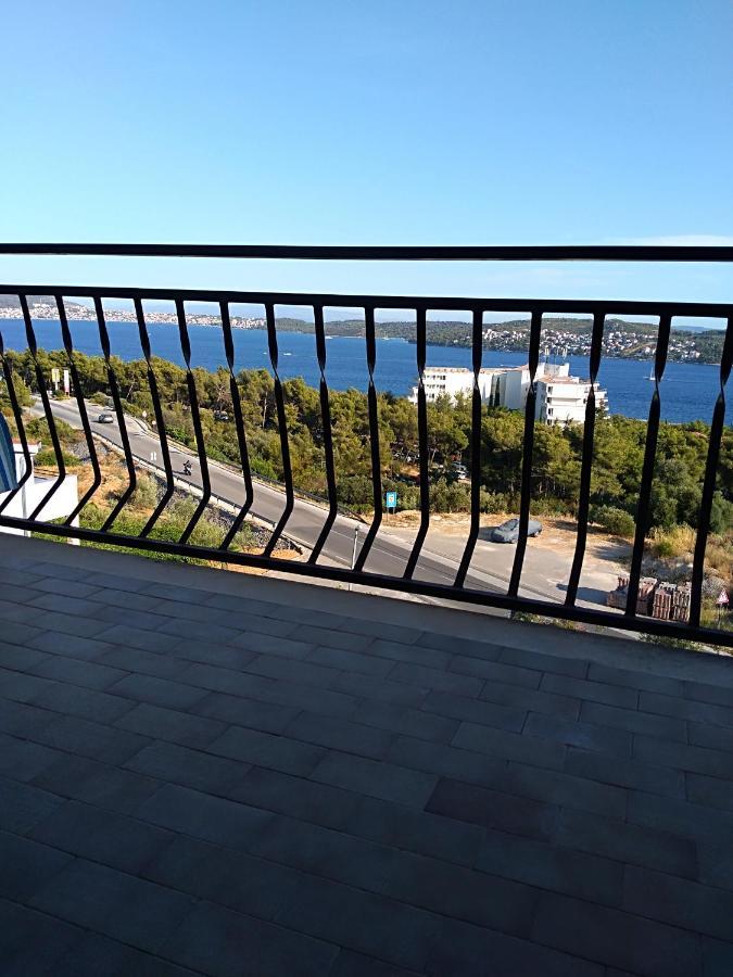 Apartmani Ruzmarin - Seget Donji, Trogir Exterior photo